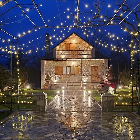Villa The Village House *